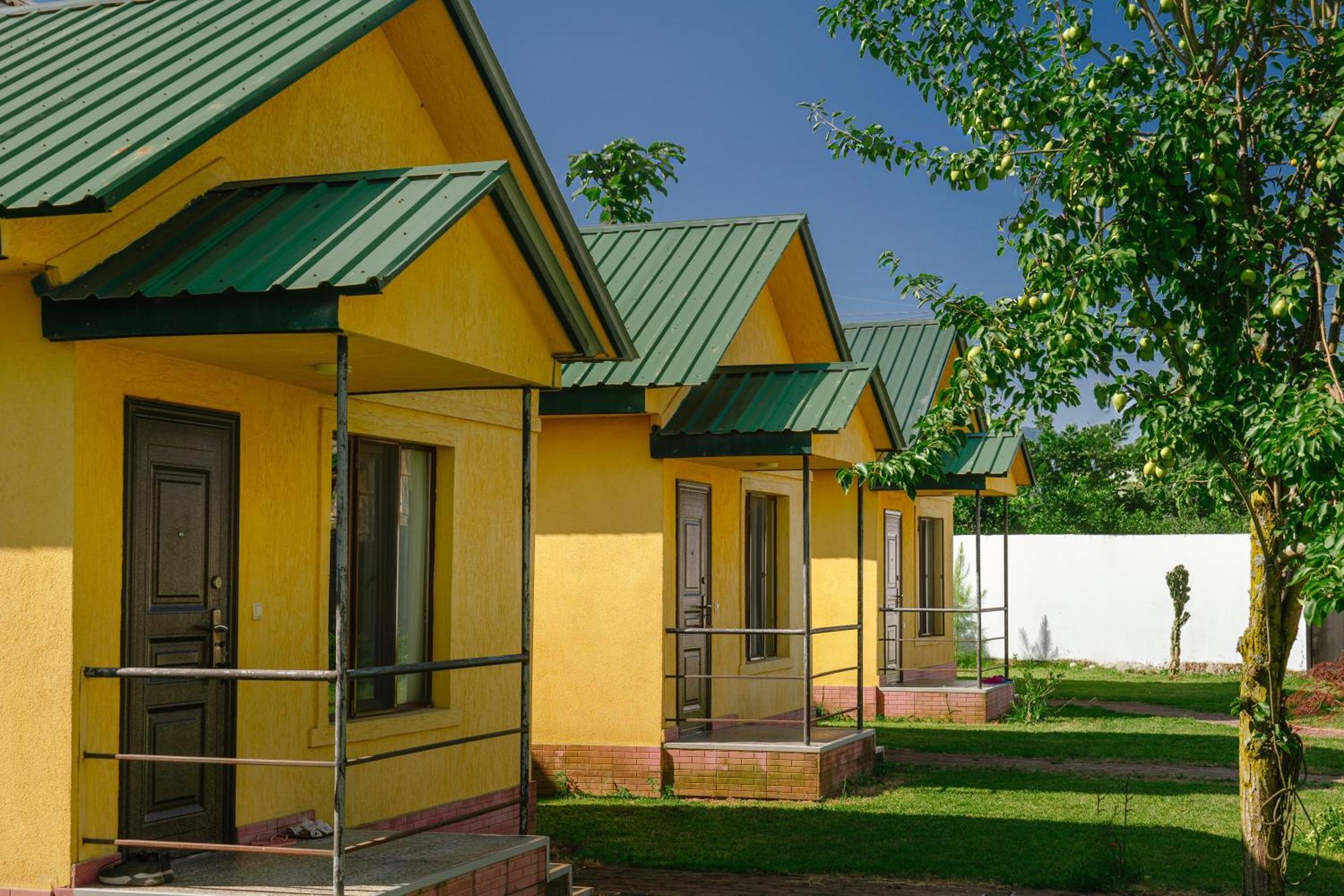 Senima'S Paradise Batumi Exterior foto